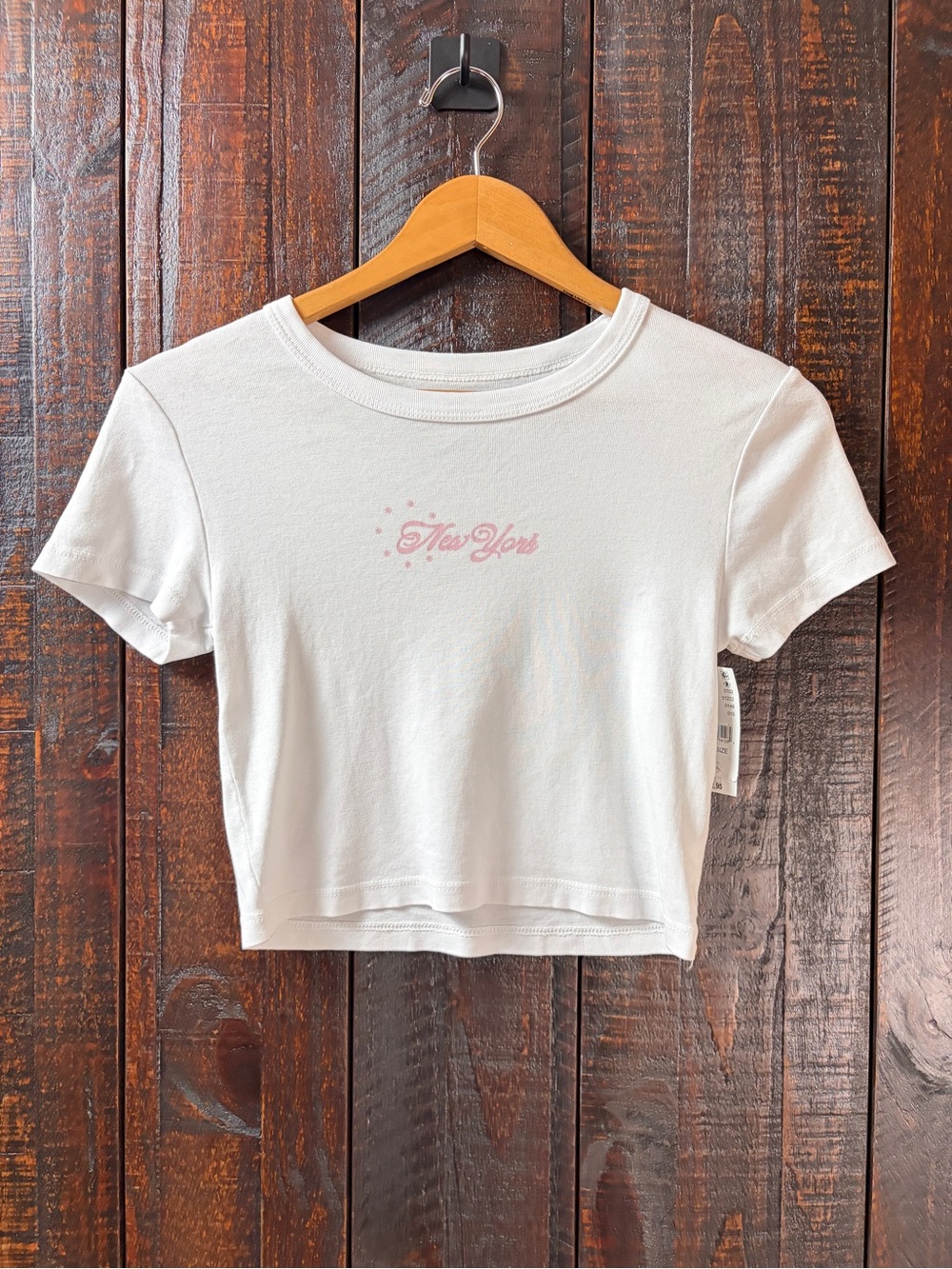 PacSun Cropped White Tee with New York Graphic - NWT XS
